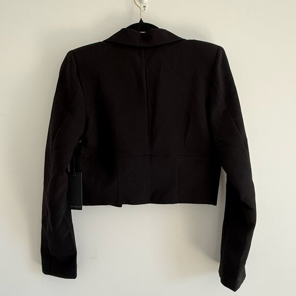 Forever 21 Black Cropped Blazer Women’s Small, Structured Hook Front NWT - Picture 5 of 6
